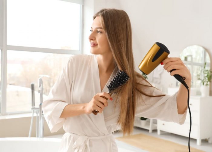 Como domar o frizz capilar durante o inverno: confira 4 dicas indispensáveis