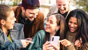 Conhecendo o comportamento online da Geração Z: o que as marcas devem saber