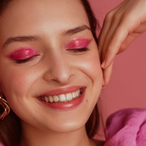 Tons únicos: o segredo das celebridades para arrasar com sombras monocromáticas