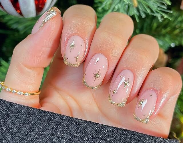 Unhas coloridas e cheias de significado para receber o novo ano com sorte e prosperidade em 2026