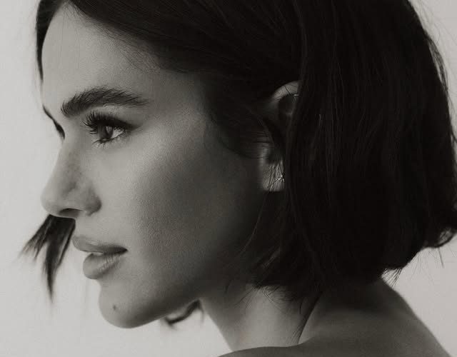 Novo corte de Bruna Marquezine: a sofisticação do blunt bob