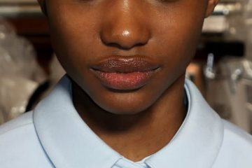 Tendência de beleza para 2026: Sombras com tons frios em destaque.