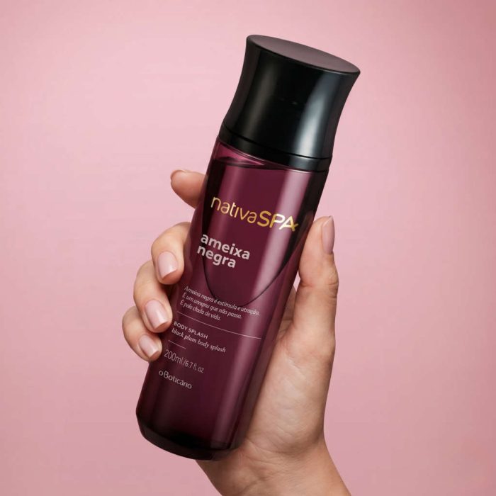 Atração Frutal: O Encanto da Ameixa Negra no Body Splash de Ana Paula Renault