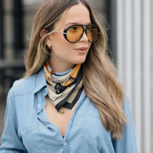 Lenço no pescoço: o item essencial para transformar seu visual de outono